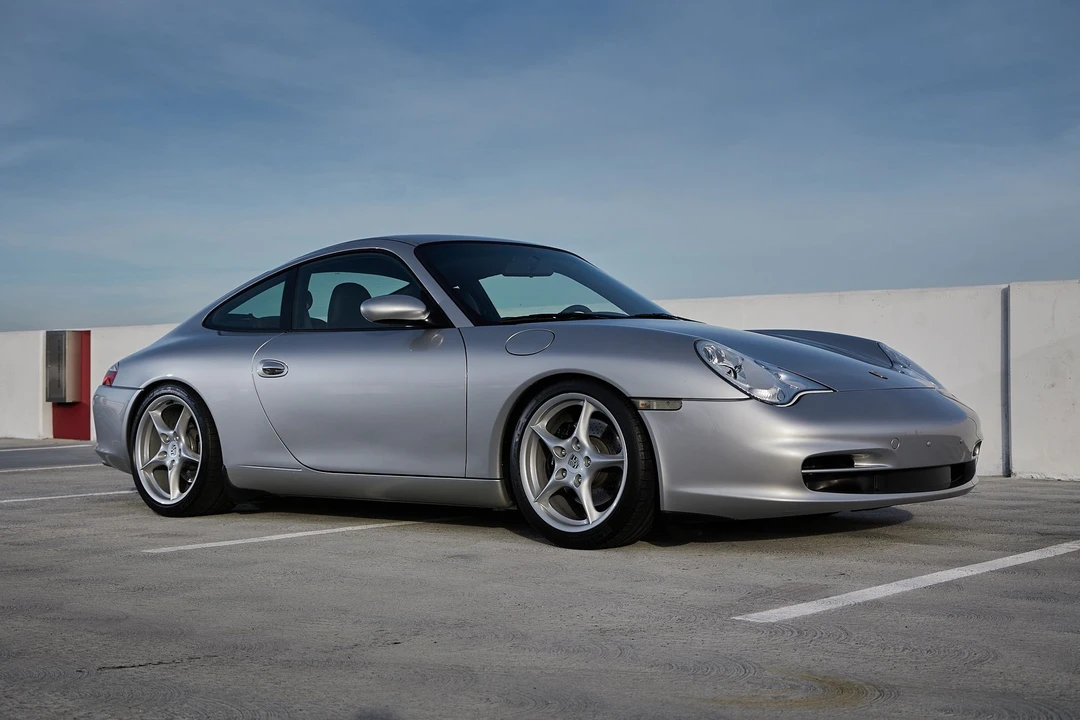 2002 Porsche 996 Carrera - Image 11 of 31