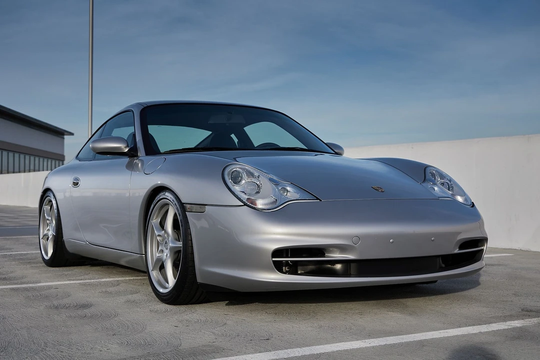 2002 Porsche 996 Carrera - Image 12 of 31