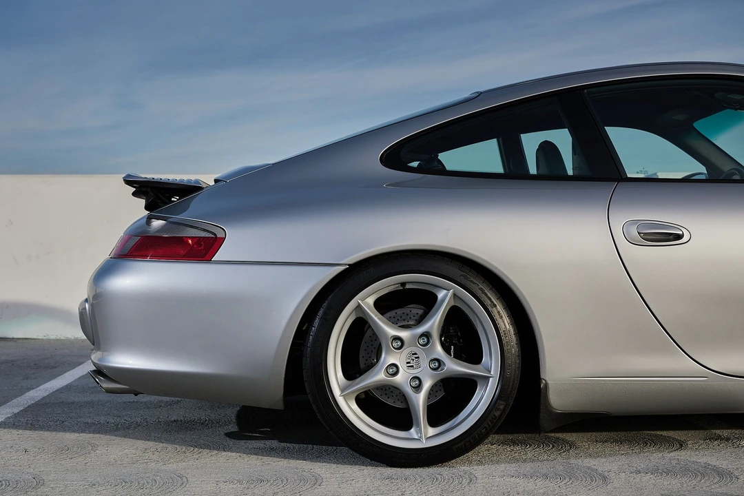 2002 Porsche 996 Carrera - Image 18 of 31