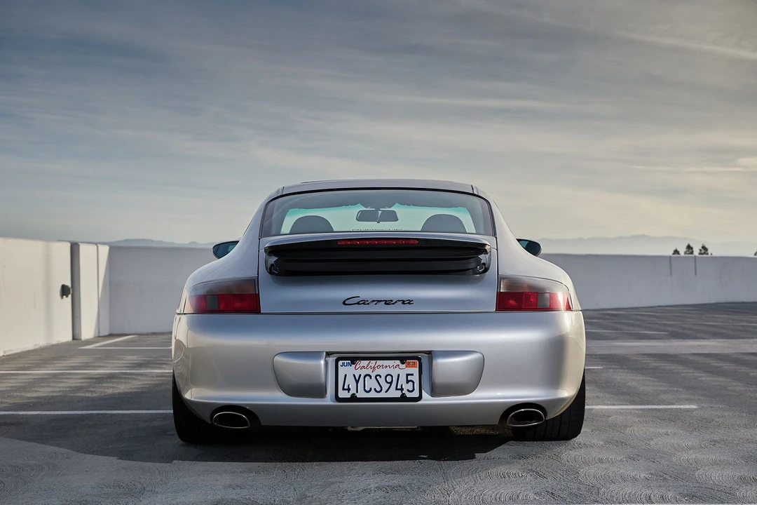 2002 Porsche 996 Carrera - Image 24 of 31