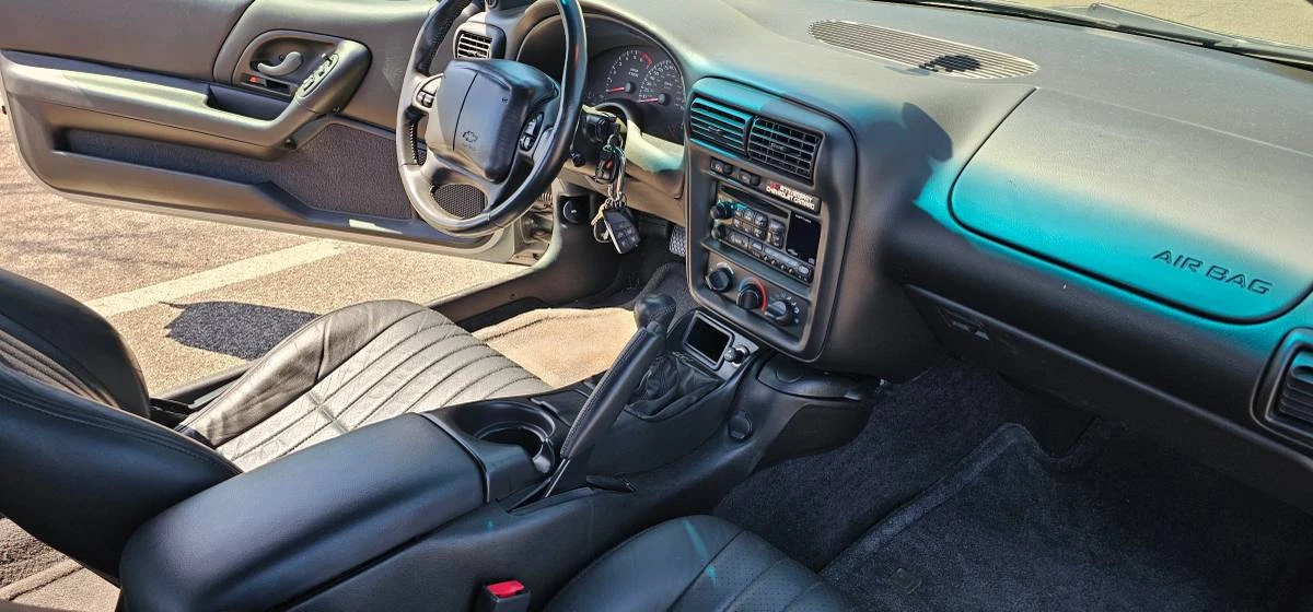 2002 Chevrolet Camaro SS 4th Gen - Image 17 of 24