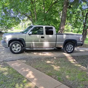 2002 Chevrolet 1500 Extended Cab Short Bed