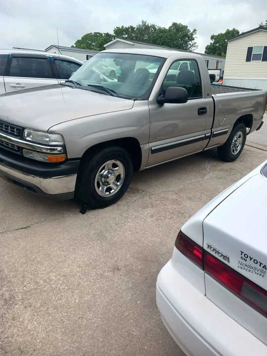 2002 Chevrolet C/K 4th Gen - Image 5 of 6