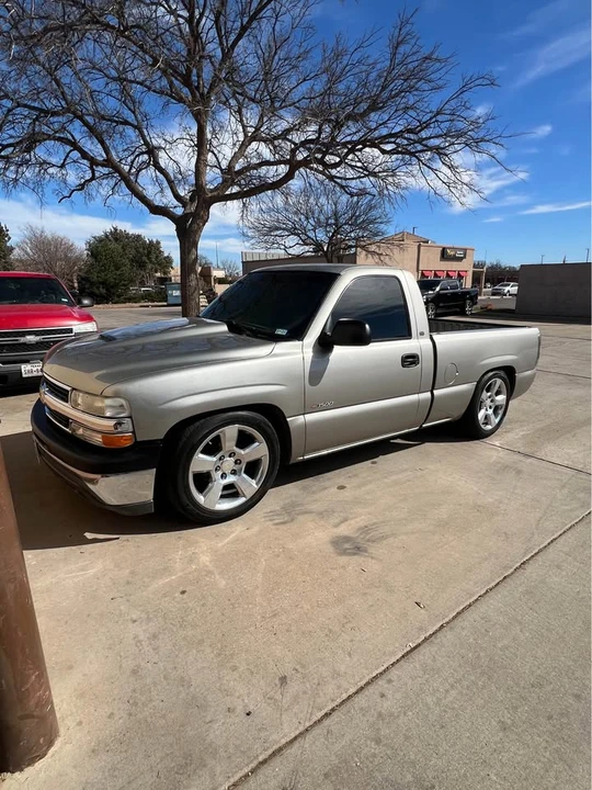 2002 Chevrolet Silverado 1st Gen - Image 2 of 5