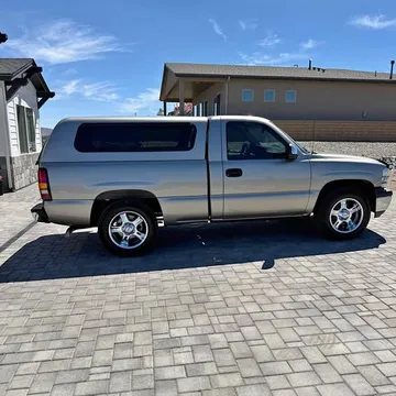 2002 Chevrolet 1500 Regular Cab Short Bed