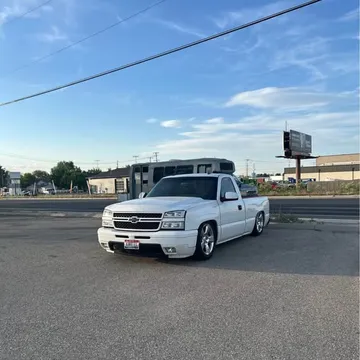 2002 Chevrolet 1500 Regular Cab Short Bed