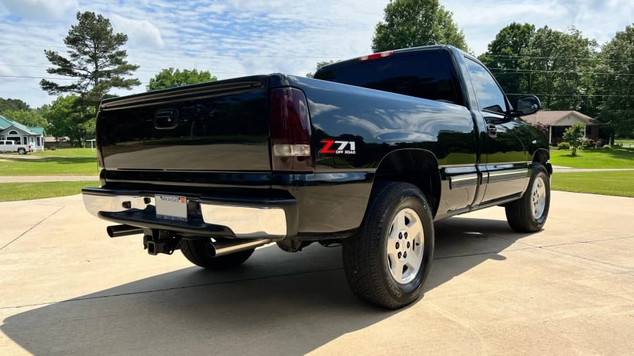 2002 Chevrolet Silverado 1st Gen - Image 3 of 9