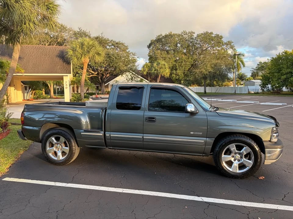 2002 Chevrolet Silverado 1st Gen - Image 6 of 12