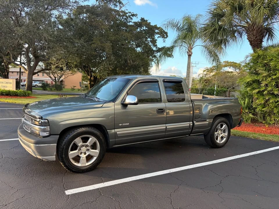 2002 Chevrolet Silverado 1st Gen - Image 3 of 12