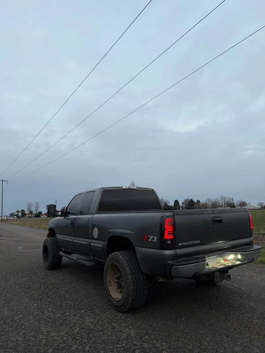 2002 Chevrolet Silverado 2nd Gen - Image 4 of 10