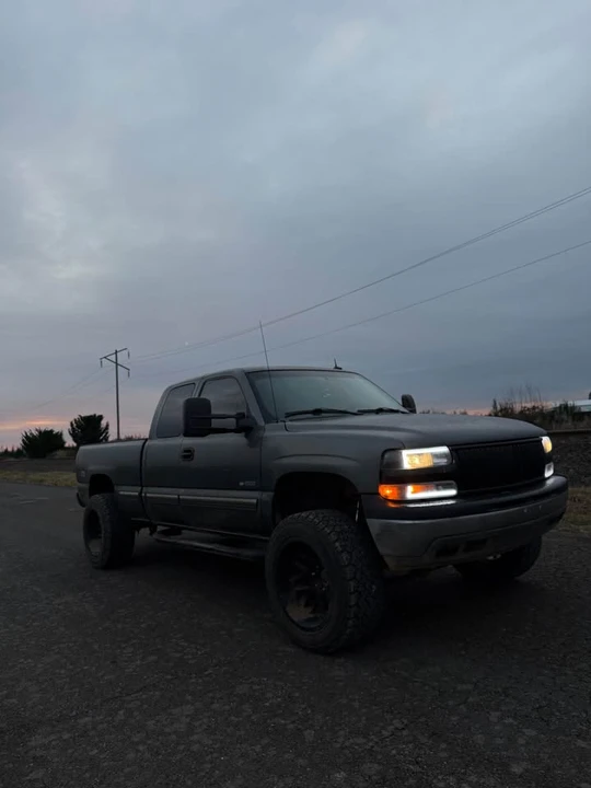 2002 Chevrolet Silverado 2nd Gen - Image 3 of 10