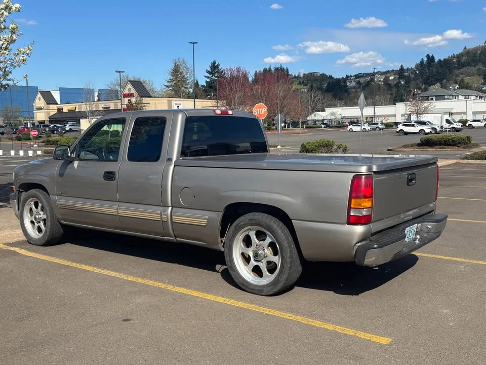 2002 Chevrolet Silverado 1st Gen - Image 2 of 11