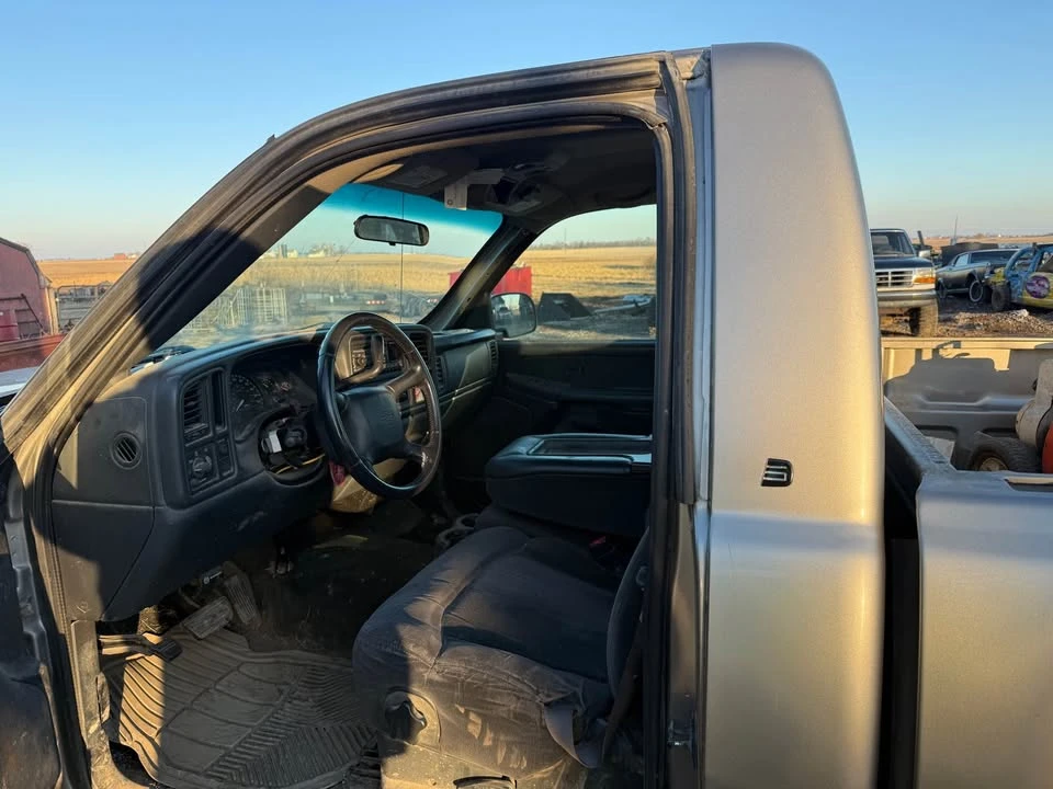 2002 Chevrolet Silverado 1st Gen - Image 6 of 7