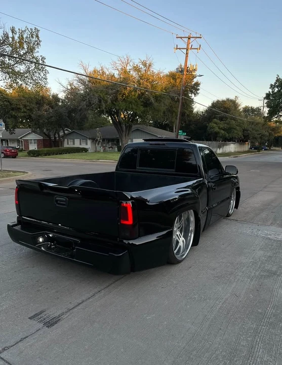 2002 Chevrolet Silverado 1st Gen - Image 2 of 10