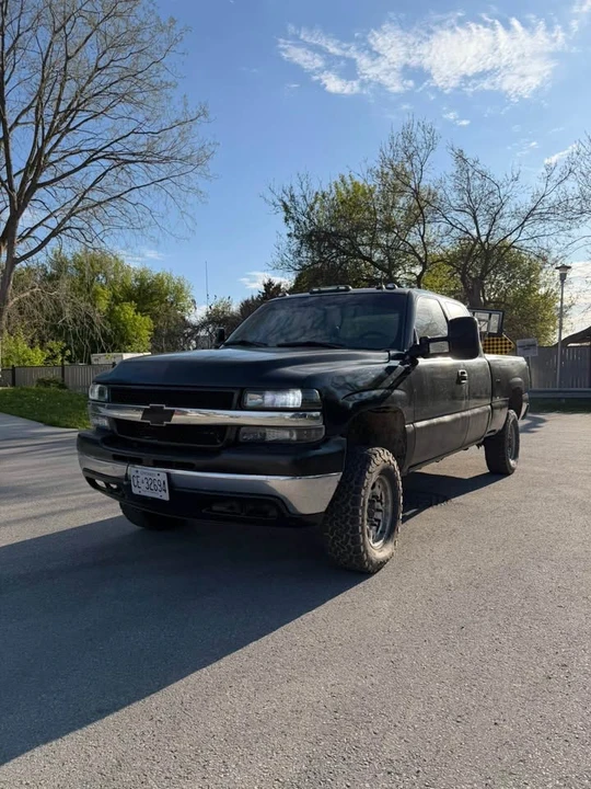 2002 Chevrolet Silverado 1st Gen - Image 2 of 8