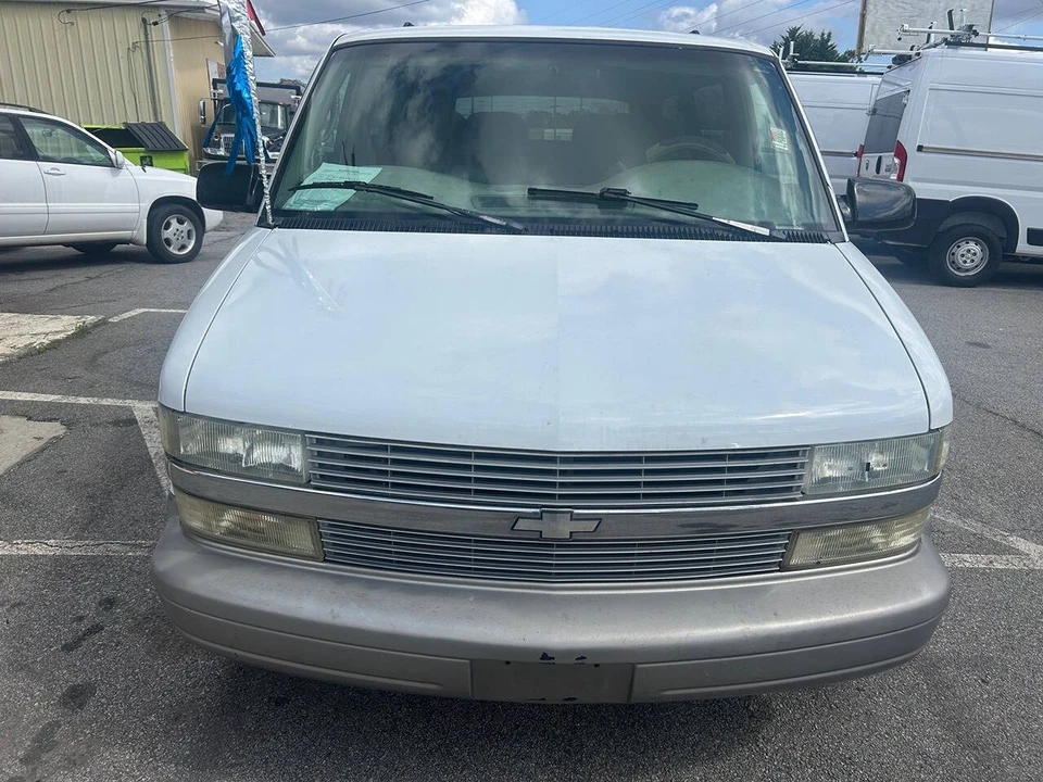 2002 Chevrolet Astro - Image 7 of 14
