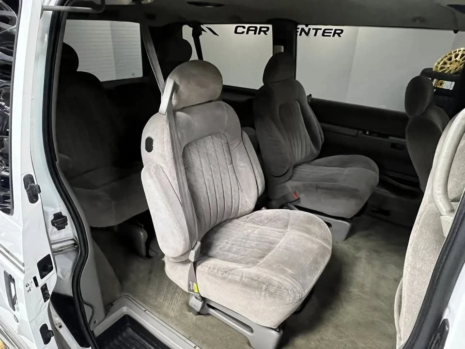 2002 Chevrolet Astro - Image 13 of 20