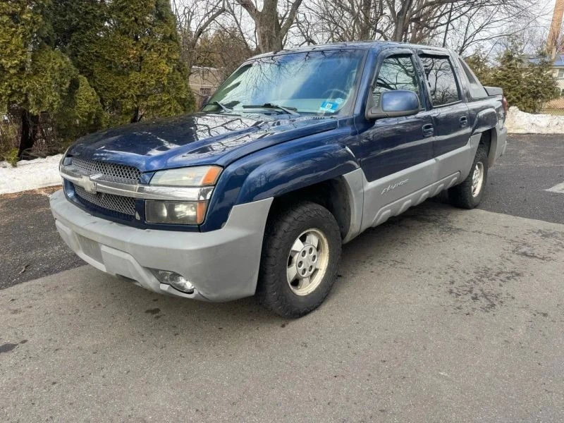 2002 Chevrolet Avalanche - Image 3 of 12