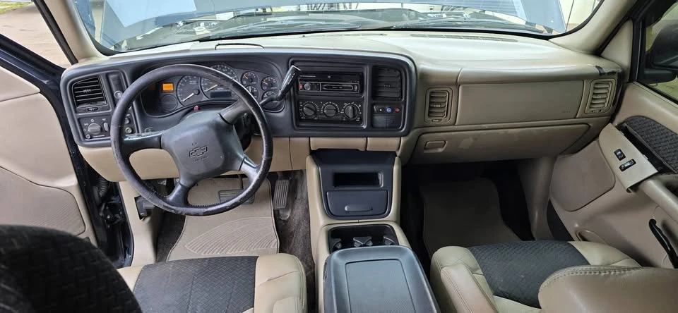 2002 Chevrolet Avalanche - Image 5 of 7