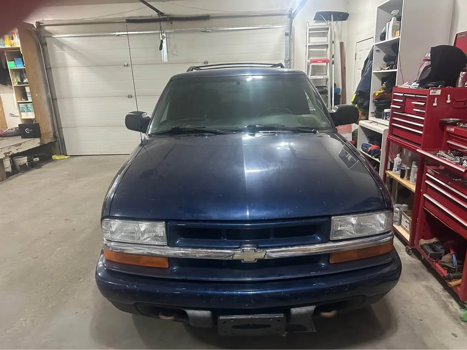 2002 Chevrolet Blazer - Image 3 of 4