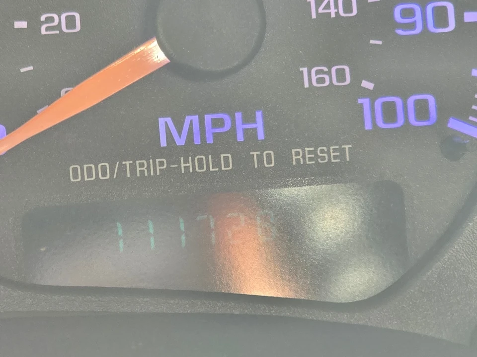 2002 Chevrolet S-10 Blazer 2nd Gen - Image 9 of 16