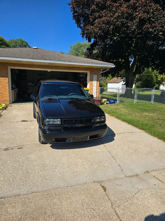 2002 Chevrolet S-10 Blazer 2nd Gen - Image 5 of 16