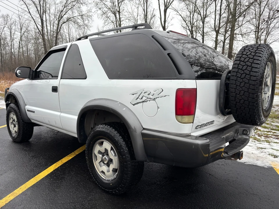 2002 Chevrolet S-10 Blazer 2nd Gen - Image 14 of 21