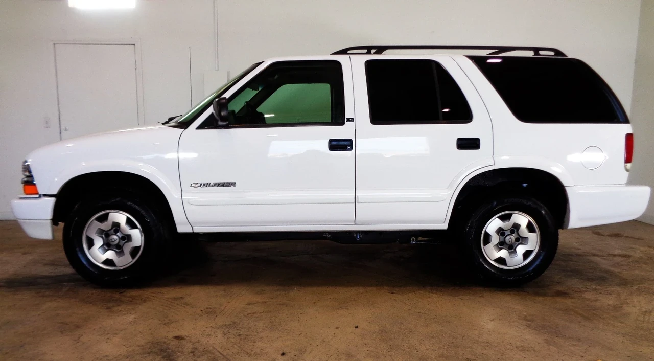 2002 Chevrolet S-10 Blazer 2nd Gen - Image 5 of 21