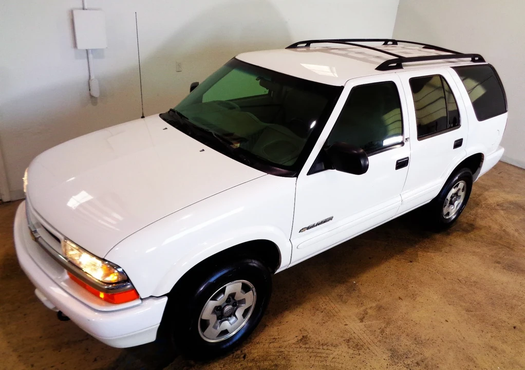 2002 Chevrolet S-10 Blazer 2nd Gen - Image 12 of 21