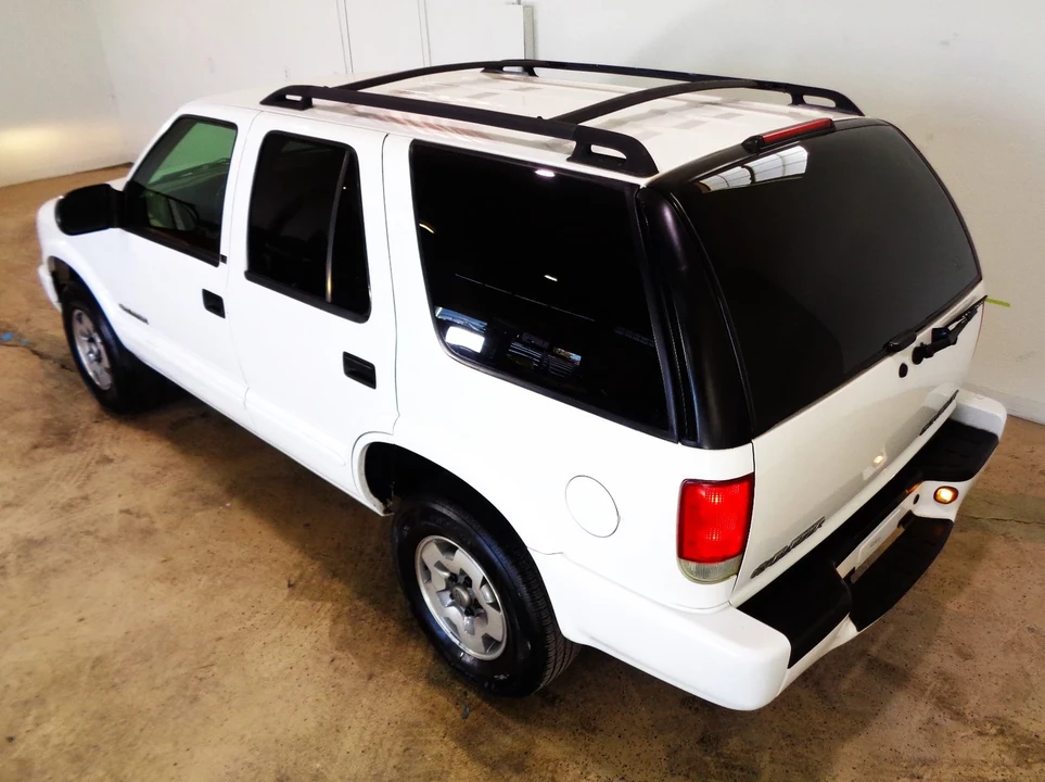 2002 Chevrolet S-10 Blazer 2nd Gen - Image 13 of 21