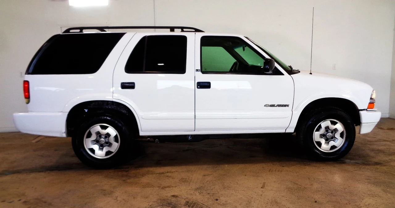 2002 Chevrolet S-10 Blazer 2nd Gen - Image 6 of 21