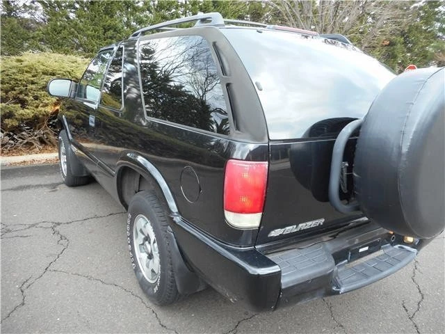 2002 Chevrolet S-10 Blazer 2nd Gen - Image 6 of 12