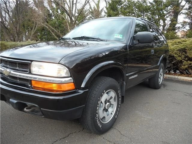 2002 Chevrolet S-10 Blazer 2nd Gen - Image 10 of 12