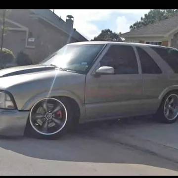 2002 Chevrolet Blazer LS Sport Utility 2D