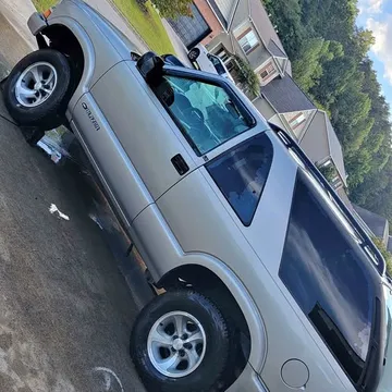 2002 Chevrolet Blazer LS