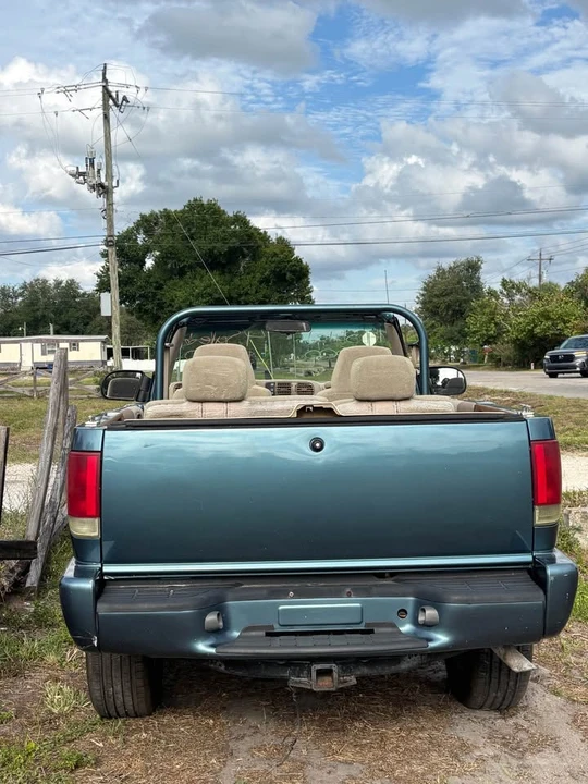 2002 Chevrolet S-10 Blazer 2nd Gen - Image 2 of 12
