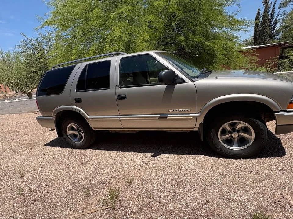 2002 Chevrolet Blazer - Image 3 of 16