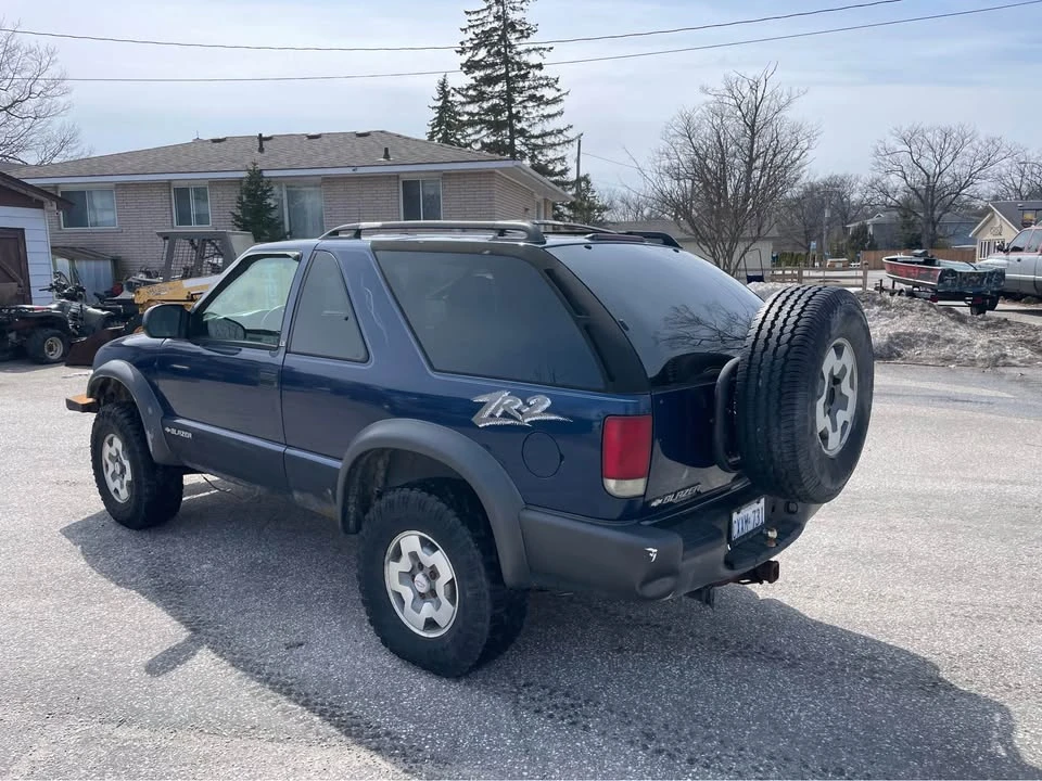 2002 Chevrolet S-10 Blazer 2nd Gen - Image 4 of 9