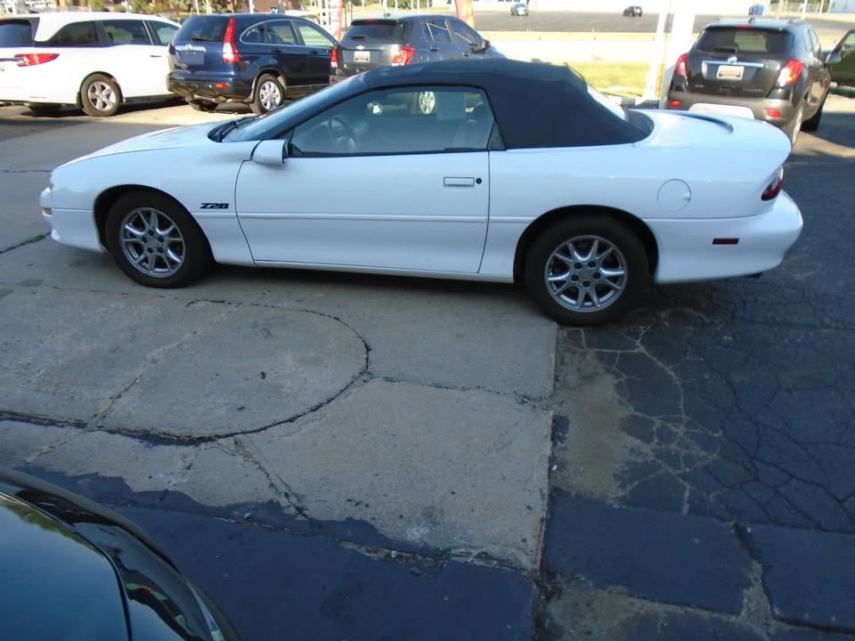 2002 Chevrolet Camaro 4th Gen - Image 5 of 17