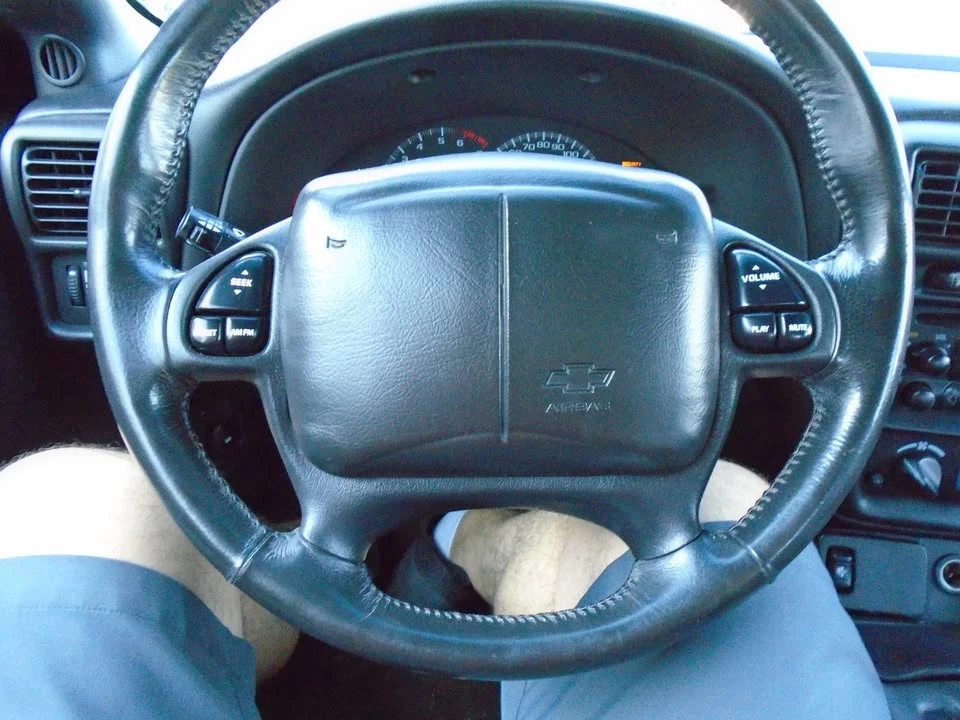 2002 Chevrolet Camaro 4th Gen - Image 14 of 17