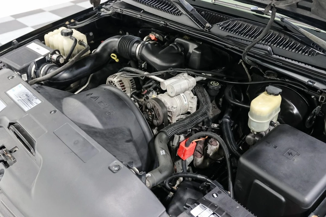 2002 Chevrolet C/K 4th Gen - Image 11 of 21