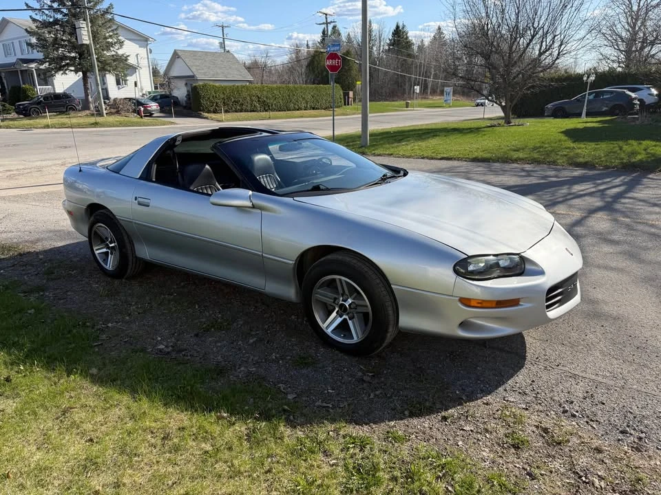 2002 Chevrolet Camaro 4th Gen - Image 2 of 3