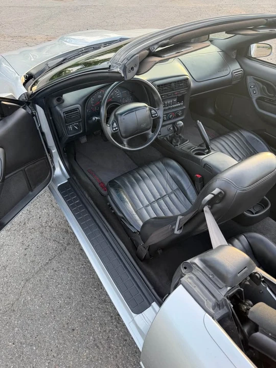 2002 Chevrolet Camaro 4th Gen - Image 11 of 18