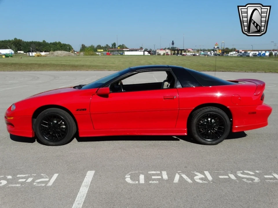 2002 Chevrolet Camaro 4th Gen - Image 5 of 12
