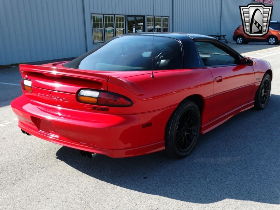 2002 Chevrolet Camaro 4th Gen - Image 9 of 12