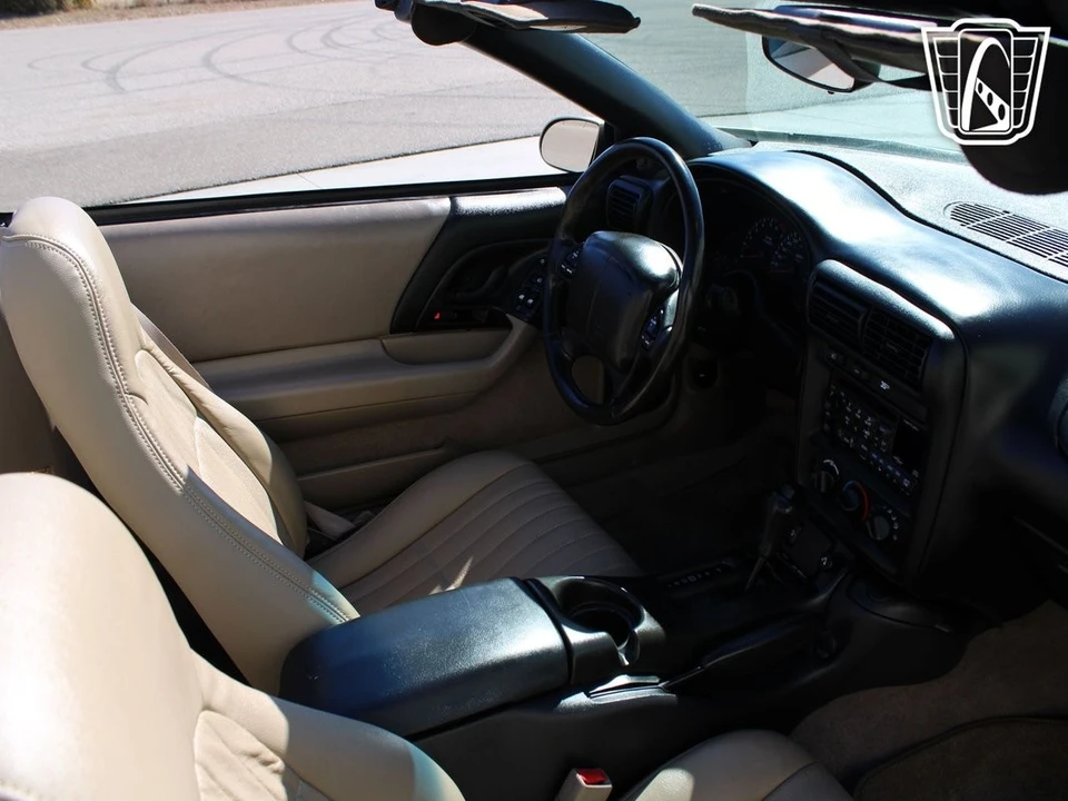 2002 Chevrolet Camaro 4th Gen - Image 10 of 12