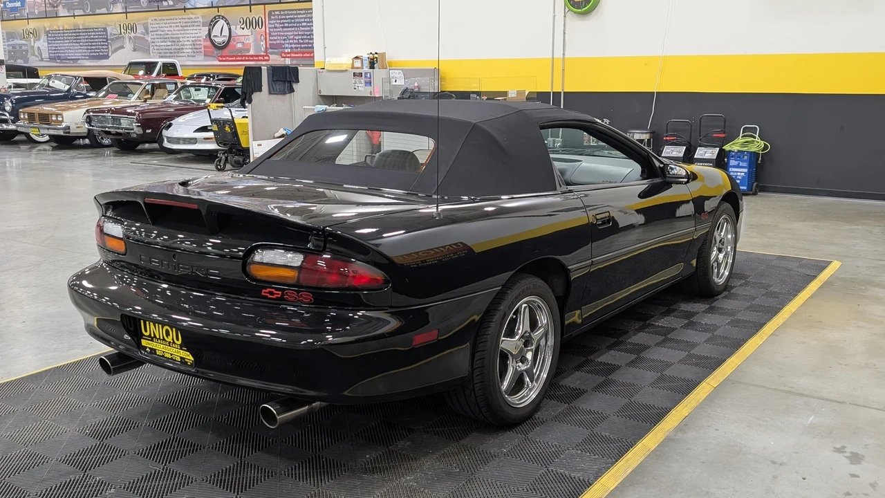 2002 Chevrolet Camaro 4th Gen - Image 7 of 13