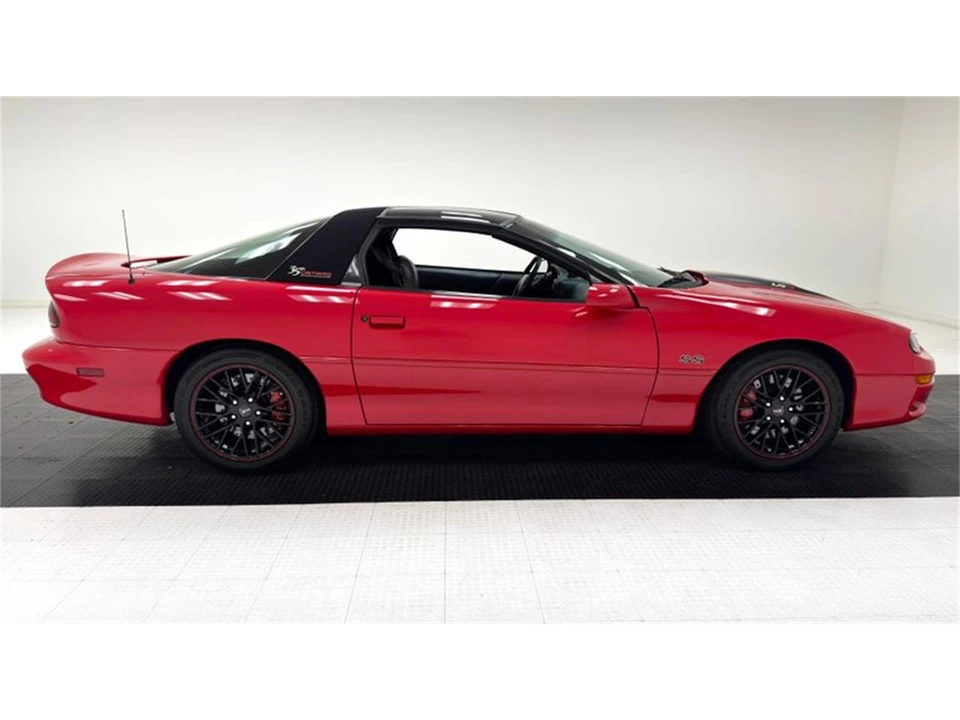 2002 Chevrolet Camaro 4th Gen - Image 9 of 31