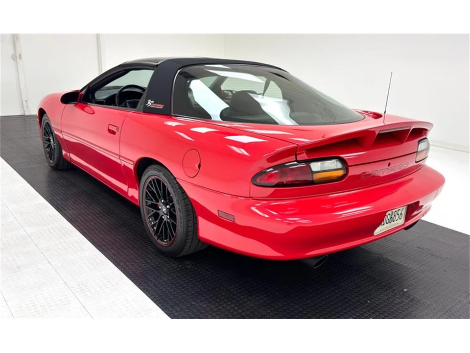 2002 Chevrolet Camaro 4th Gen - Image 5 of 31