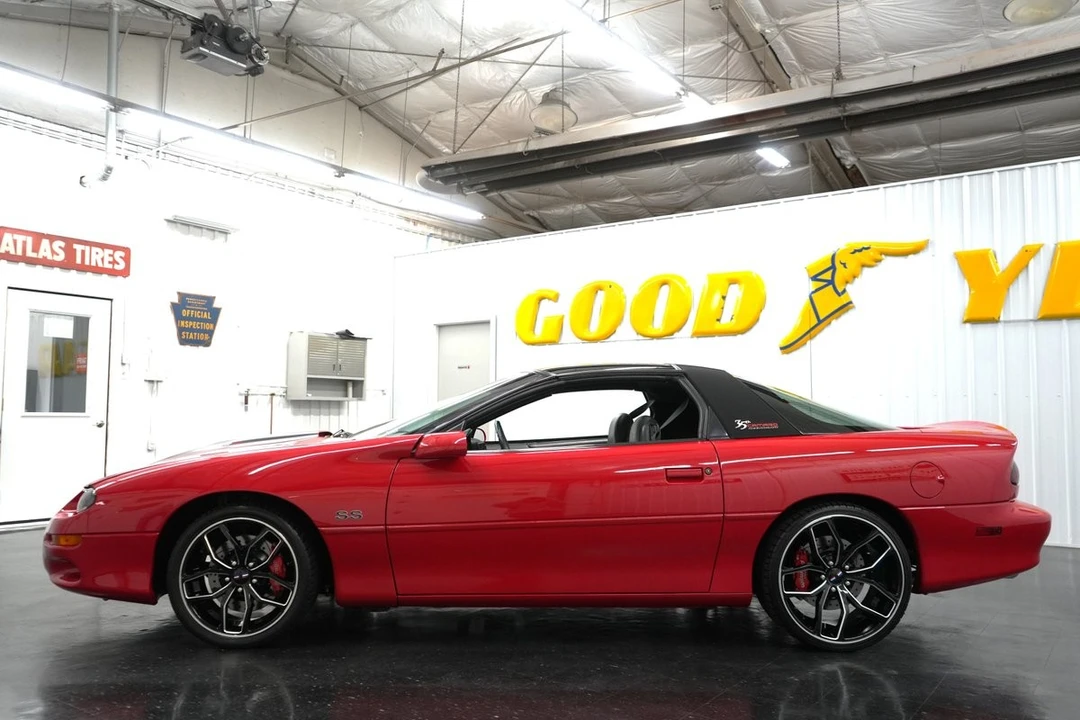 2002 Chevrolet Camaro 4th Gen - Image 6 of 21